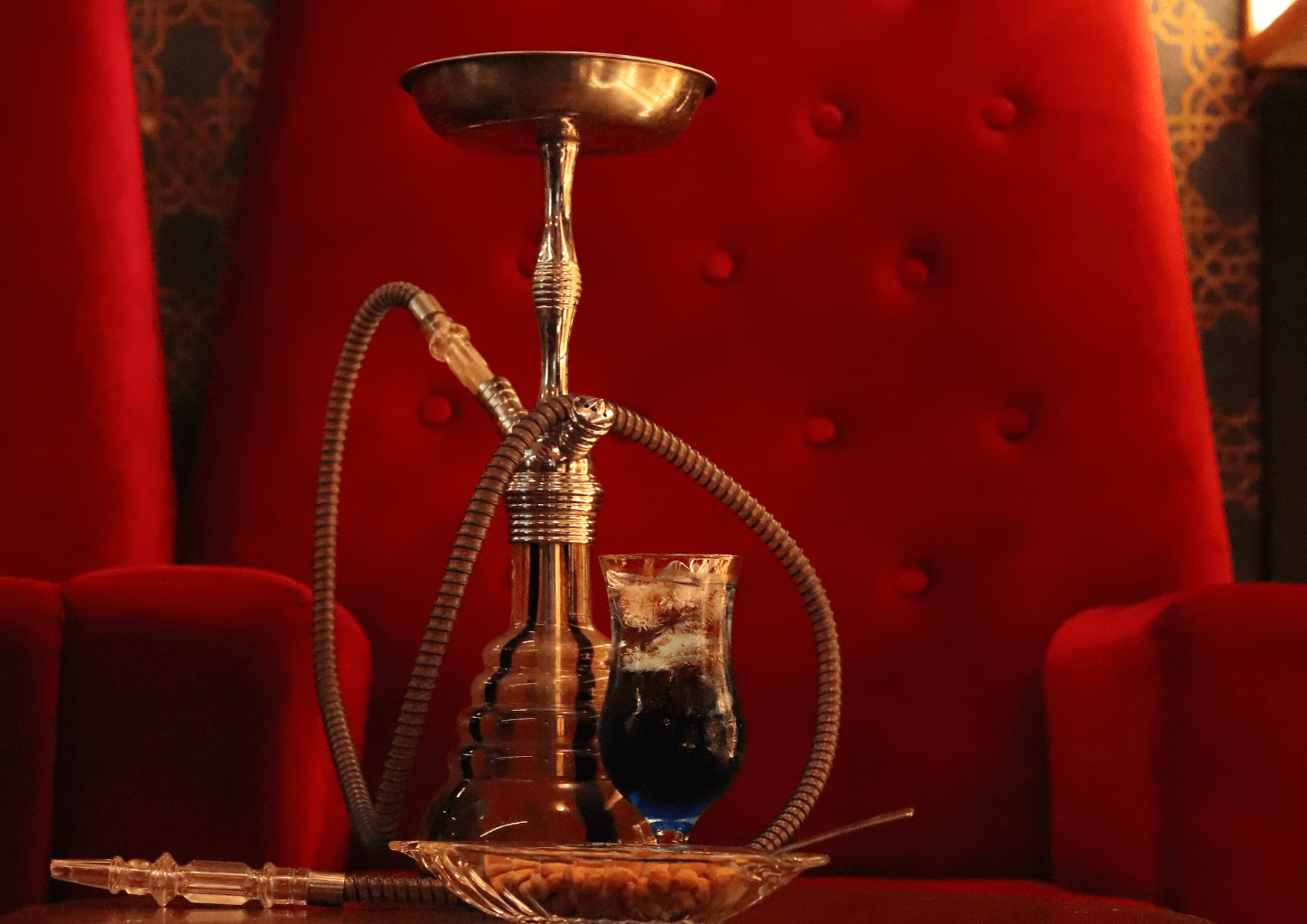 How to smoke a hookah?